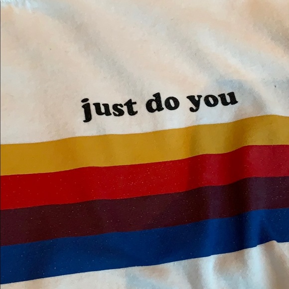 Crewneck - Picture 3 of 3